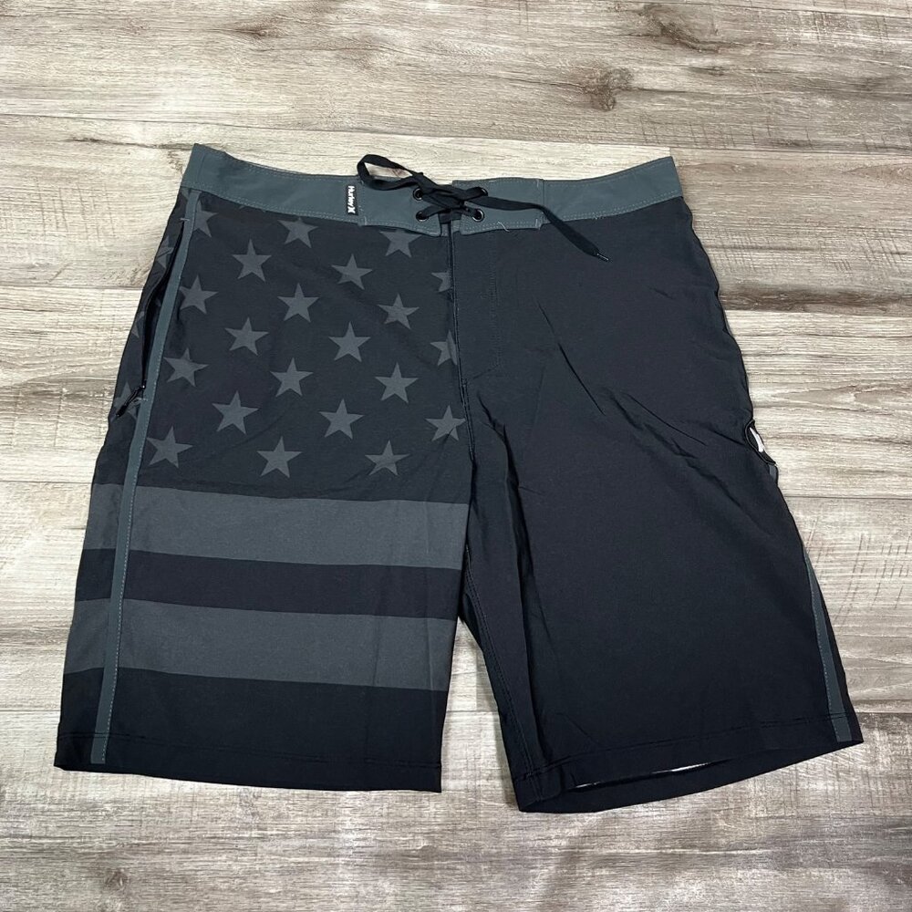 Hurley Swim Mid Rise Pocket Adjustable Shorts Black American Flag Men’s Size 32